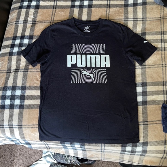 🔥🔥Puma Shirt🔥🔥 - Picture 1 of 3